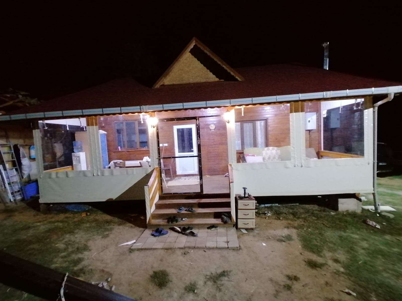 Evler İçin Şeffaf Kapama